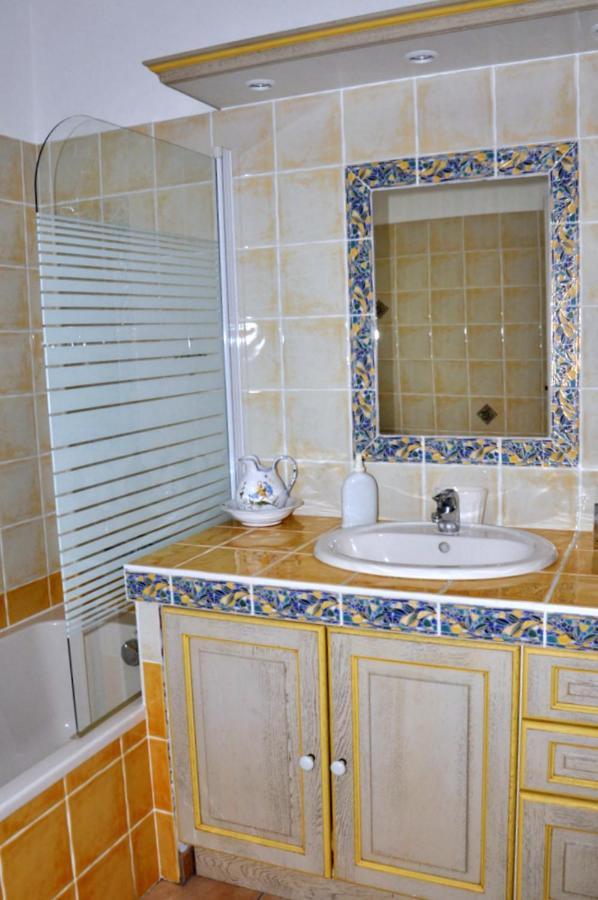 D'hotes Dans Avec Piscine Chez Raphaele * L'Isle-sur-la-Sorgue