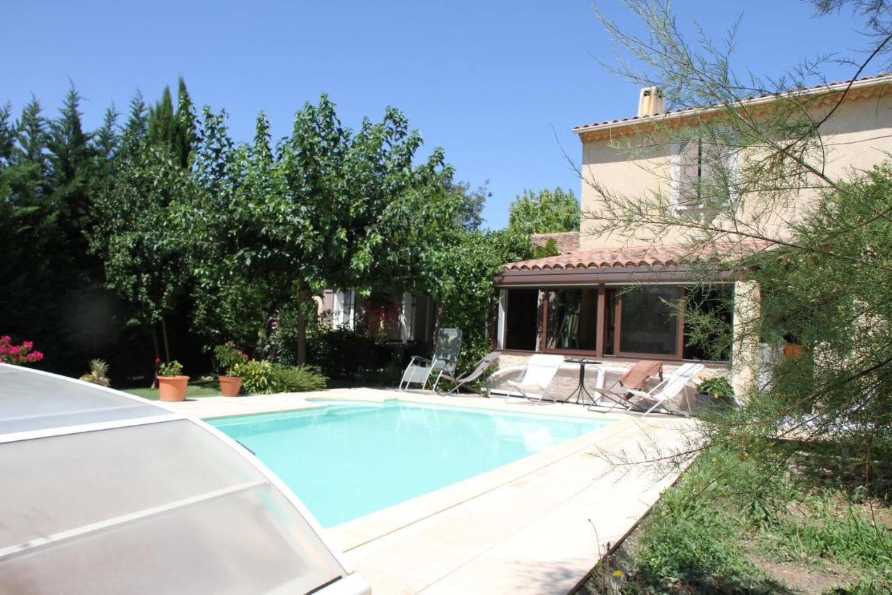 D'hotes Dans Avec Piscine Chez Raphaele LʼIsle-sur-la-Sorgue
